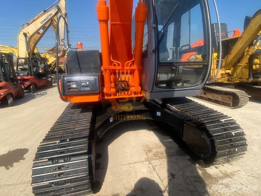 Hitachi EX 120 Crawler excavators