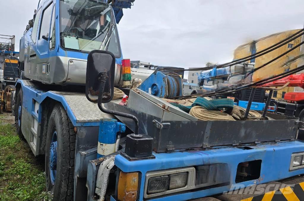 Tadano TR 250 M-6 Rough terrain cranes