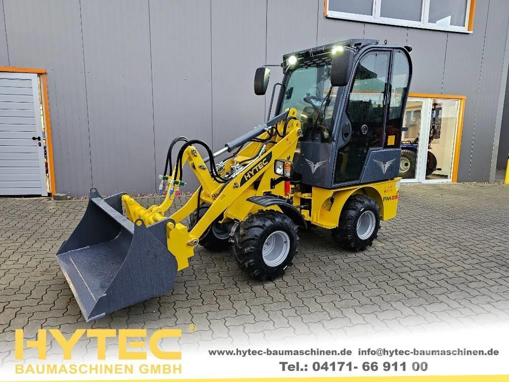 Hytec FM25 Skid steer loaders