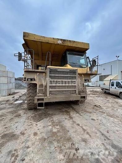 Komatsu HD605-7 Site dumpers