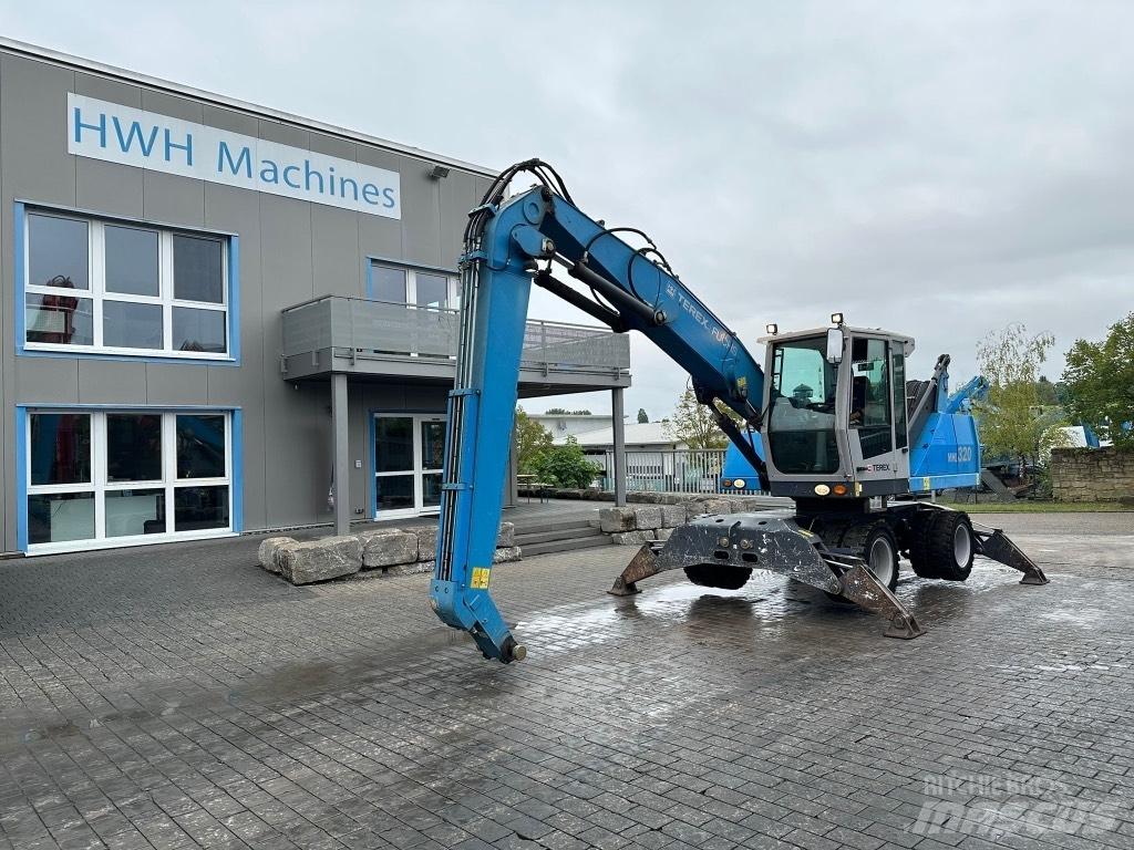 Fuchs MHL 320 D Waste / industry handlers