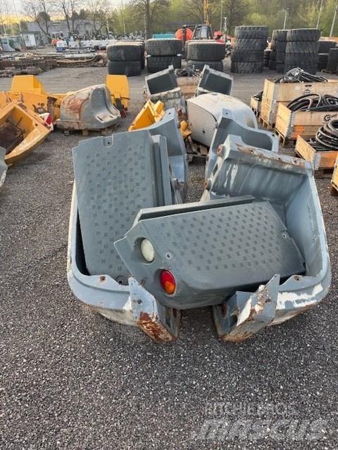 Liebherr BALAST Chassis and suspension