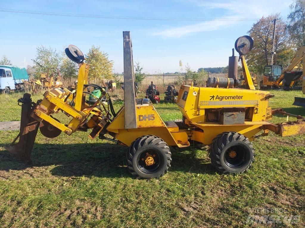 CASE Davis DH5 Other