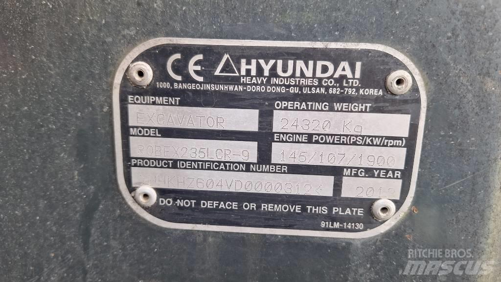 Hyundai 235 LCR-9 Crawler excavators