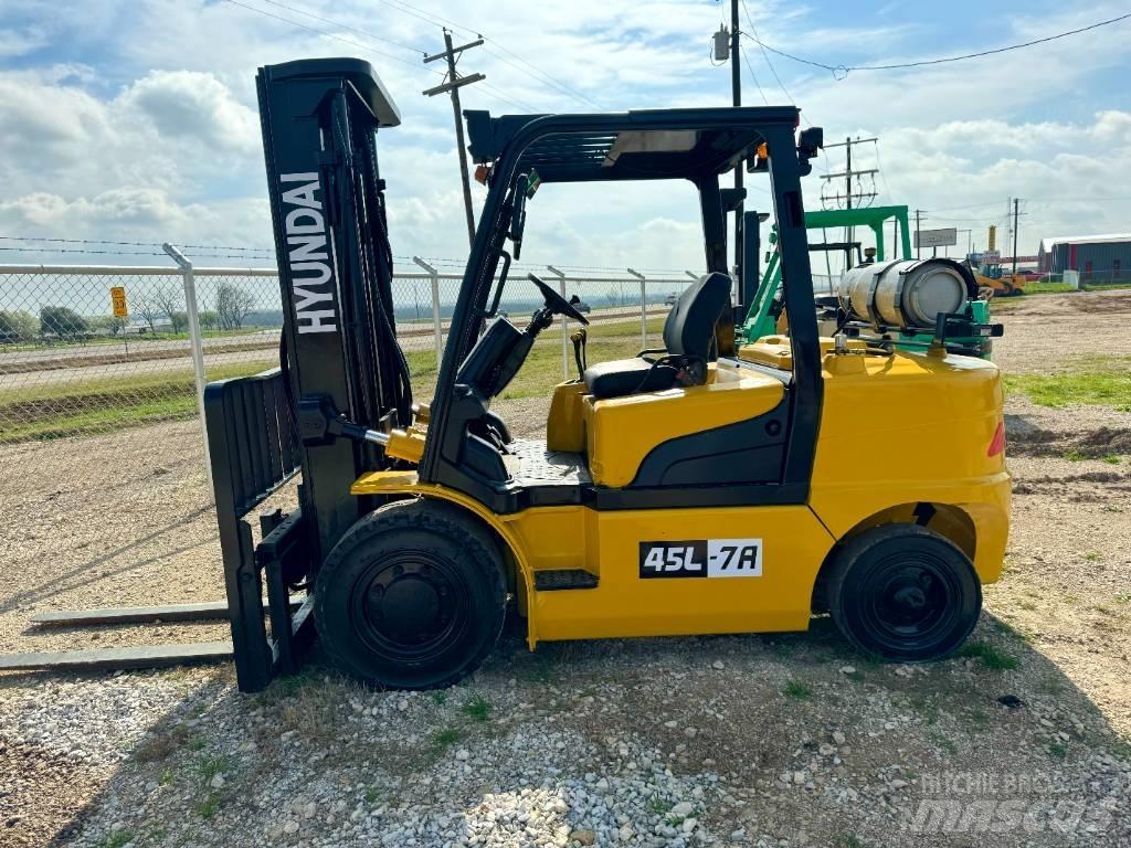 Hyundai 45 L-7 A Other