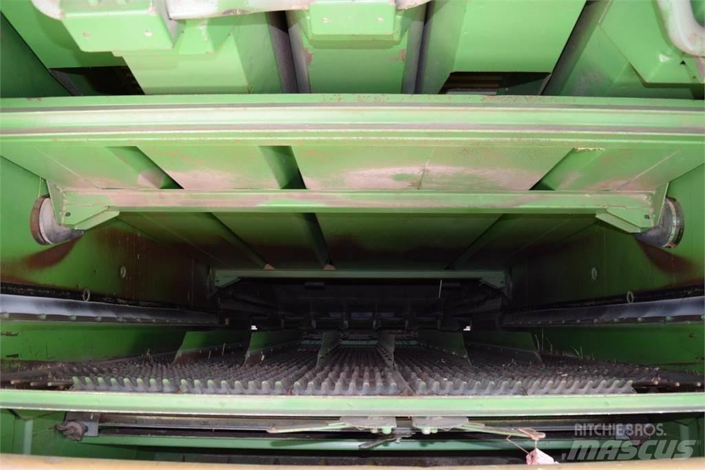 John Deere 2056 Combine harvesters