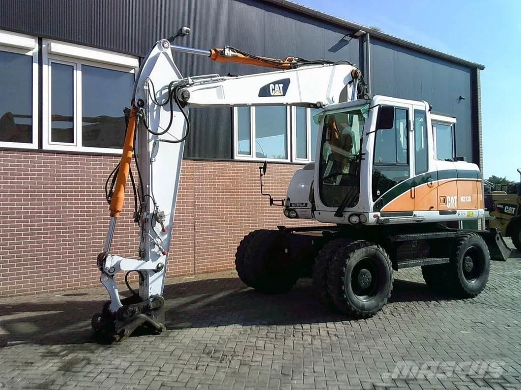 CAT M313D Wheeled excavators