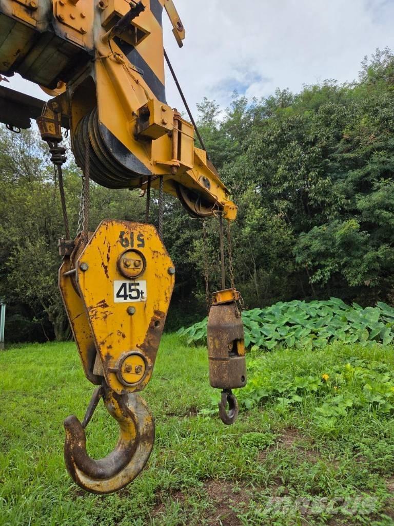 Tadano TR 500 M-2 Rough terrain cranes