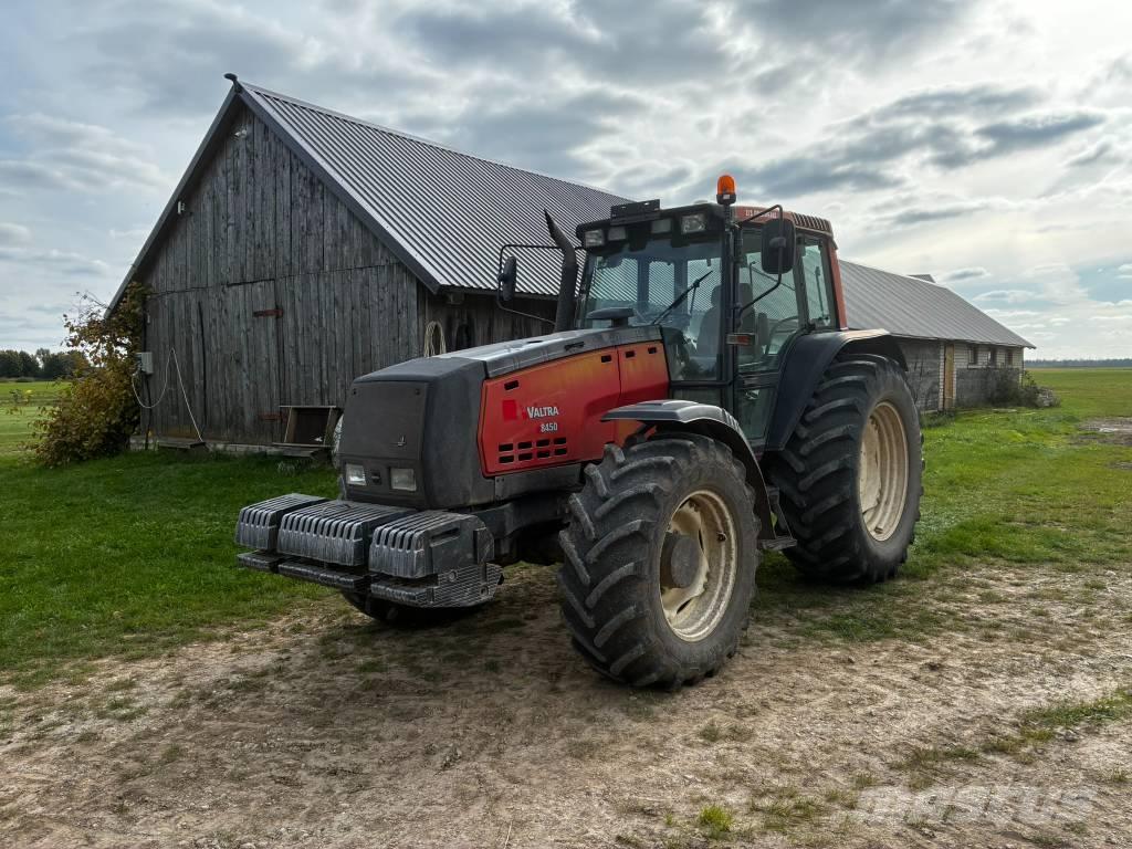 Valmet 8450 Tractors