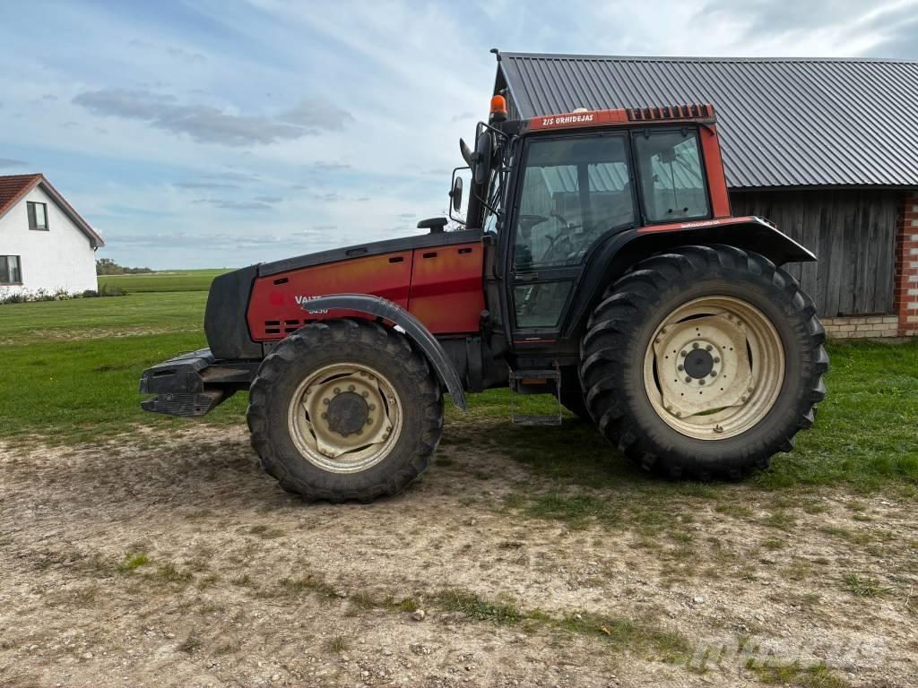 Valmet 8450 Tractors
