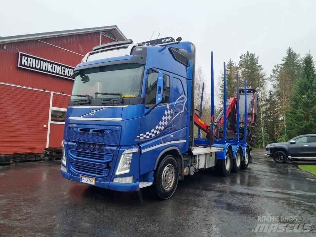 Volvo FH Timber trucks