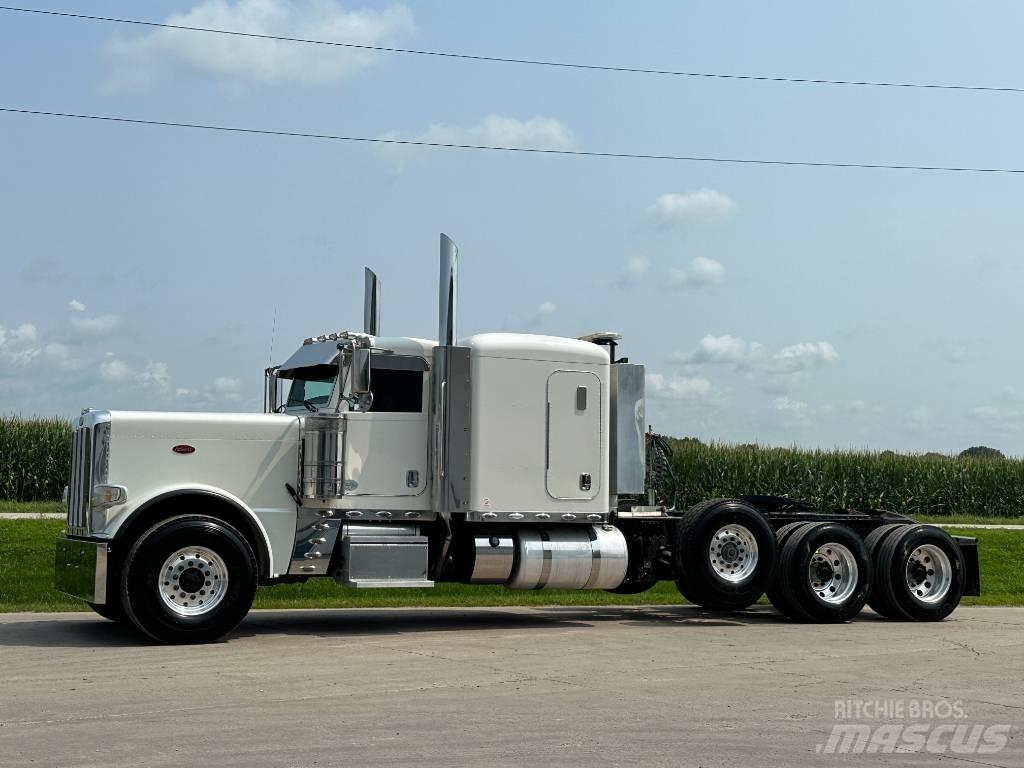 Peterbilt 389 Prime Movers