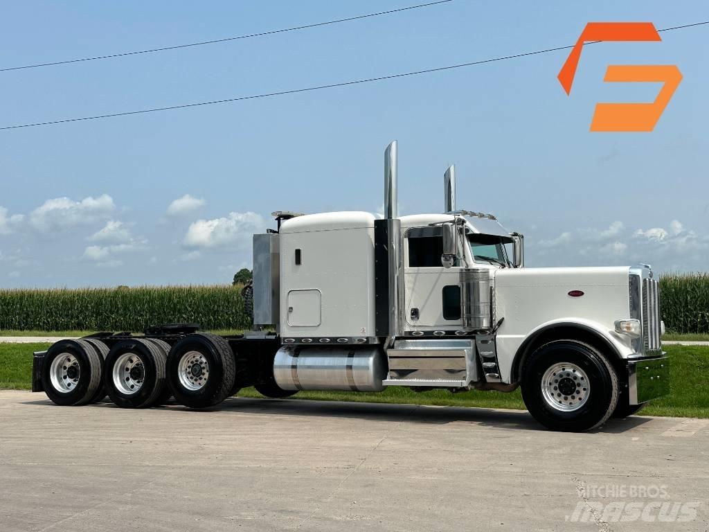 Peterbilt 389 Prime Movers