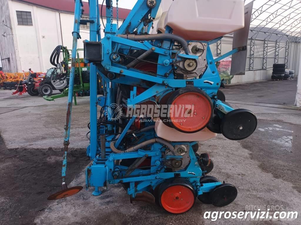 Monosem NG PLUS 3 Sowing machines