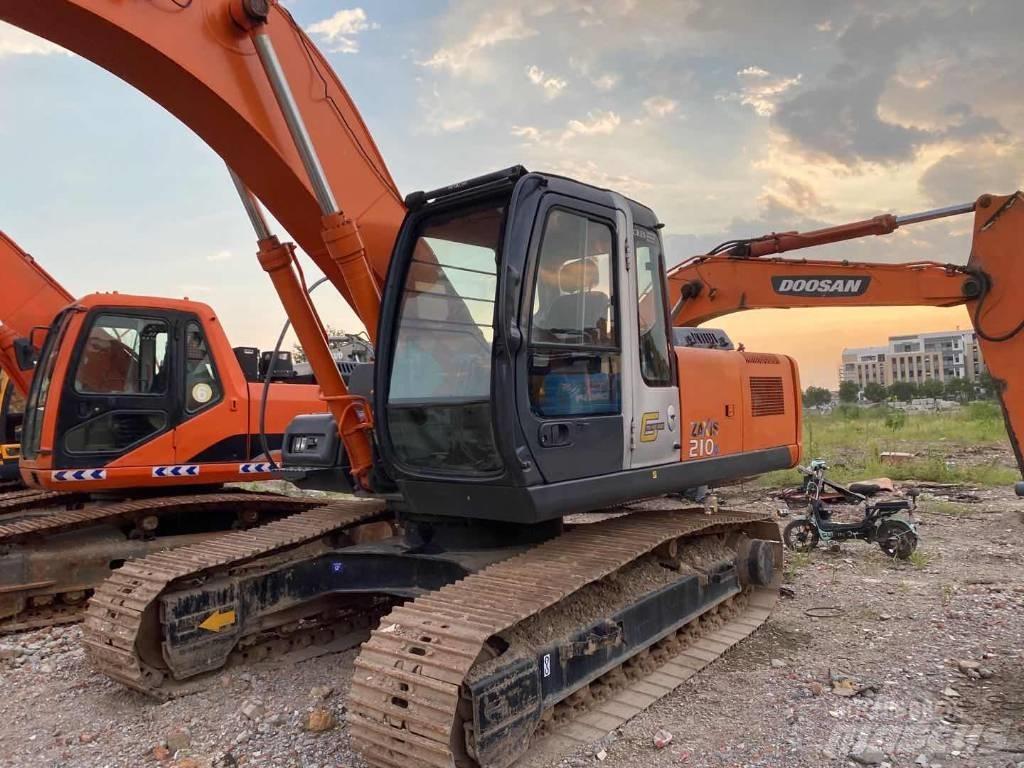 Hitachi ZX 210 Crawler excavators
