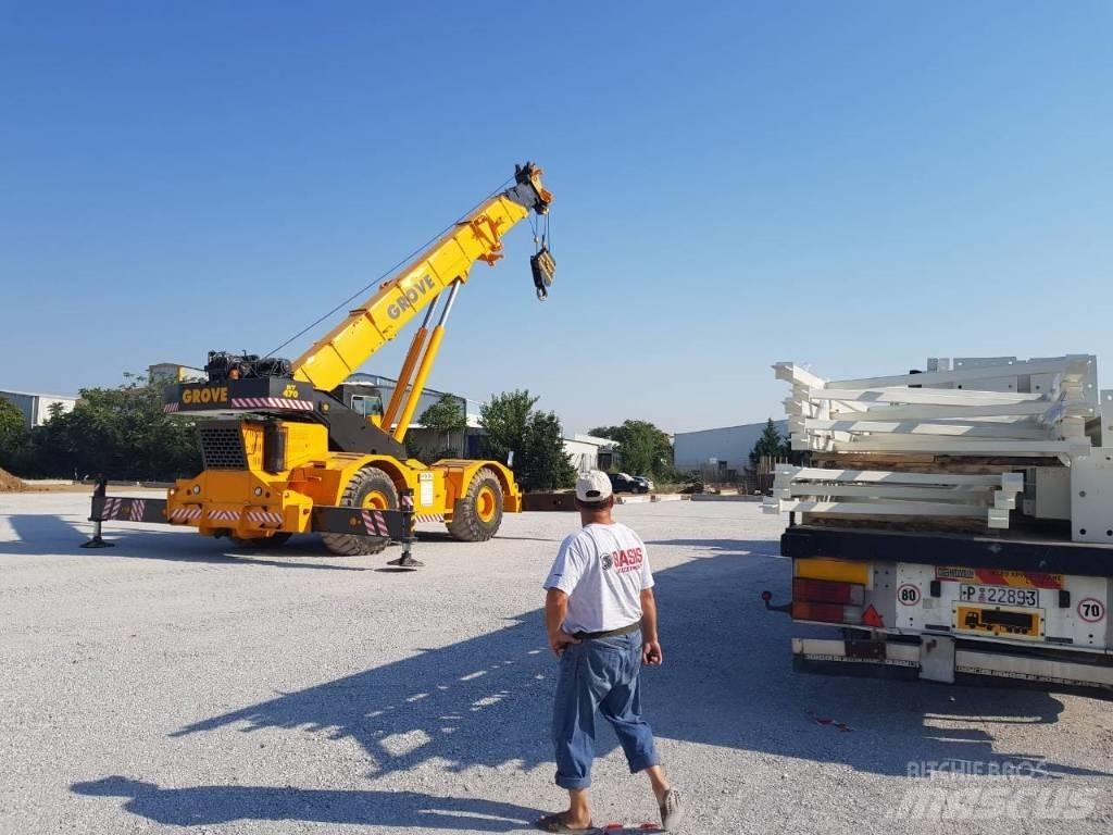 Grove RT 740 Rough terrain cranes