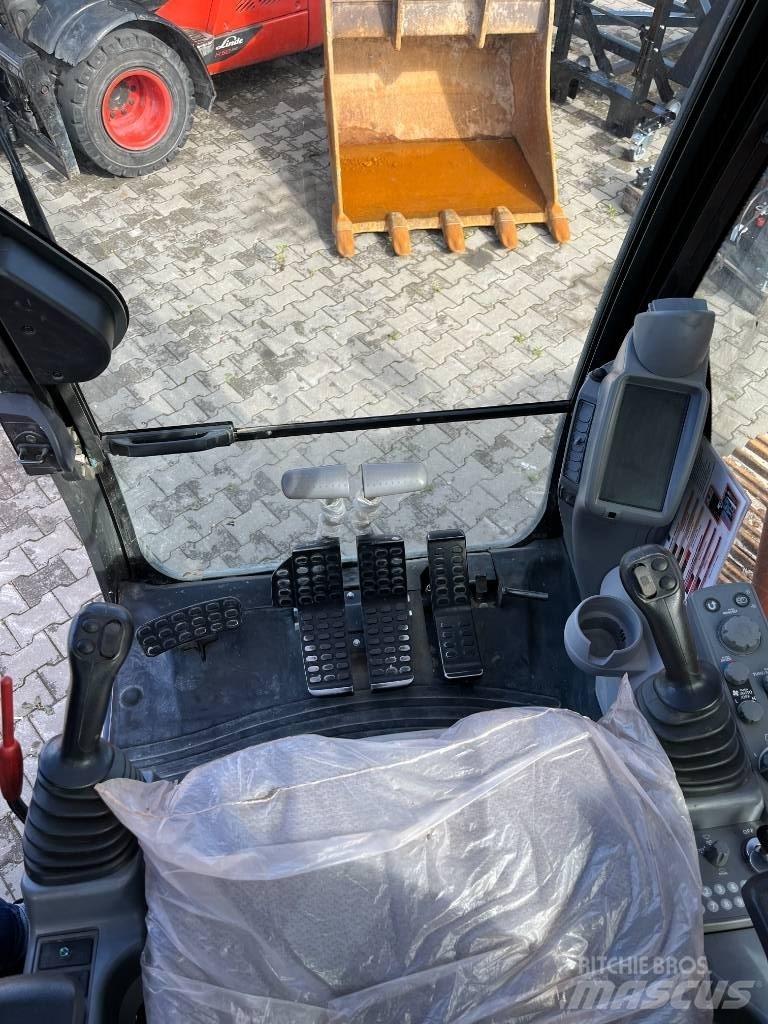 Hitachi ZX 210 LC-6 Crawler excavators