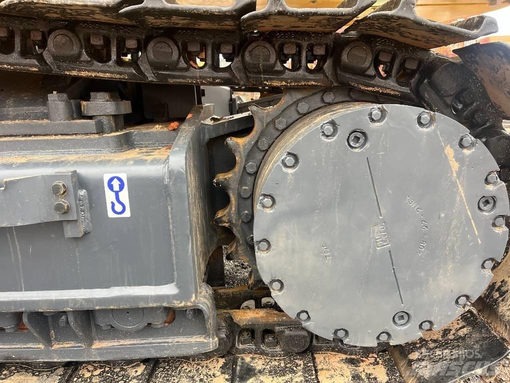 Komatsu PC 450 LC-8 Crawler excavators