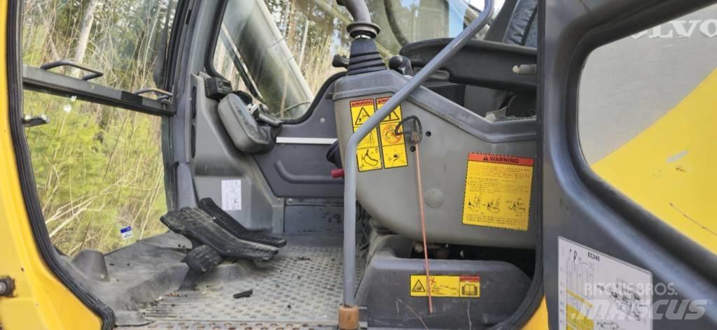 Volvo EC 240 LC Crawler excavators
