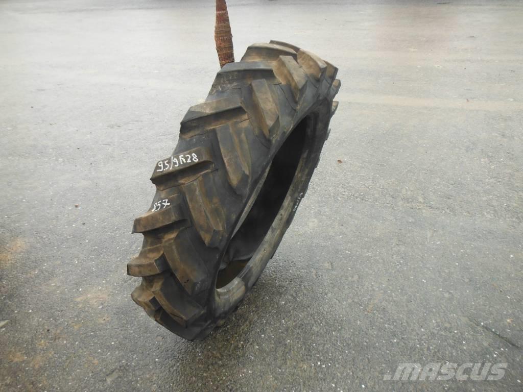 Michelin 9.5/9R28 Tyres, wheels and rims
