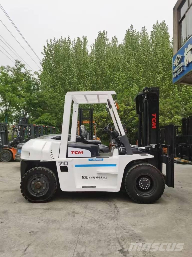 TCM FD 50 Diesel trucks