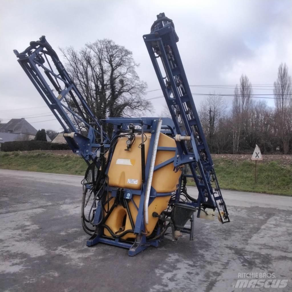 Caruelle Olympia Trailed sprayers