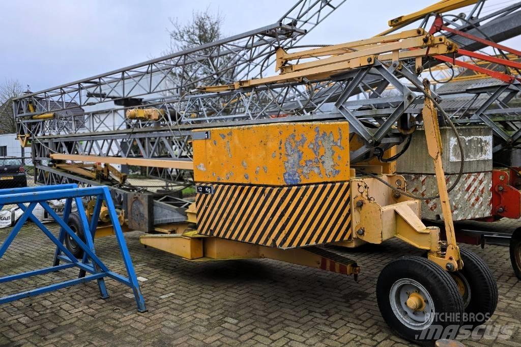 Potain GMH 519 Self-erecting cranes