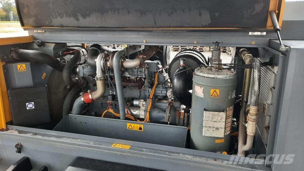Atlas Copco XAVS 166 Compressors
