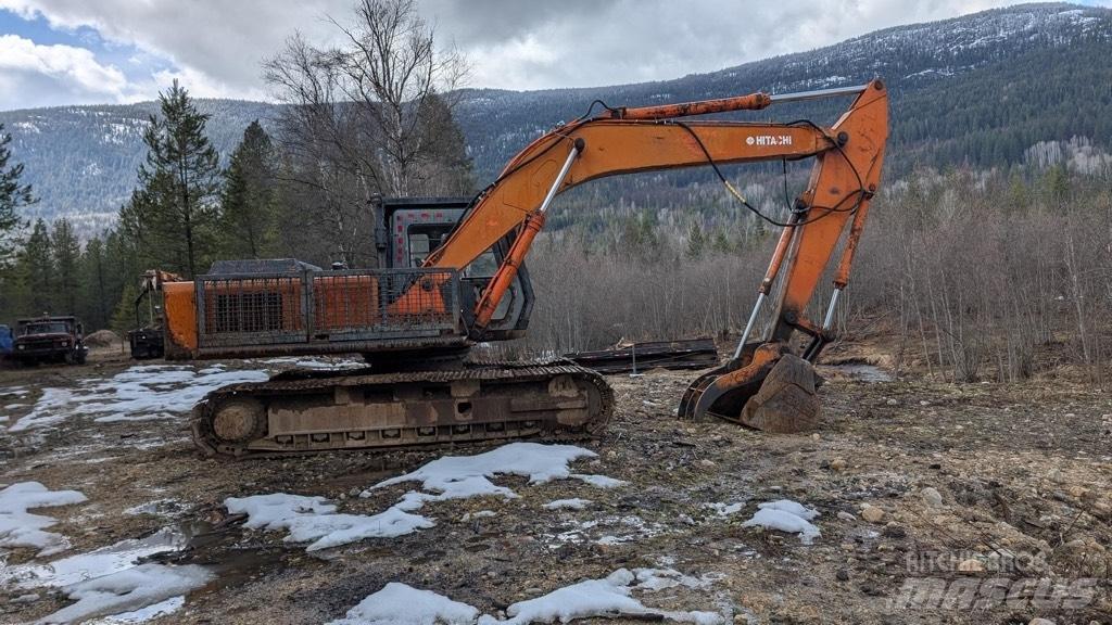 Hitachi EX 200 Crawler excavators