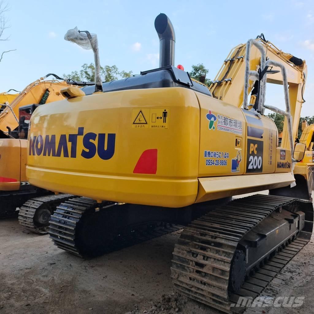Komatsu PC 200-8 Crawler excavators