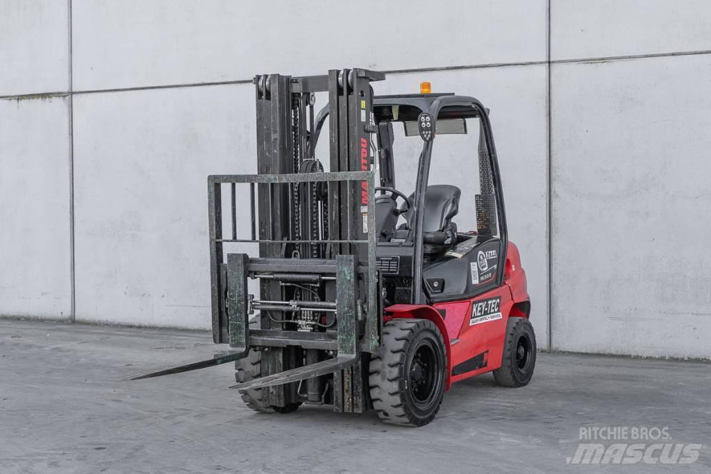 Manitou MI 30 D Diesel trucks