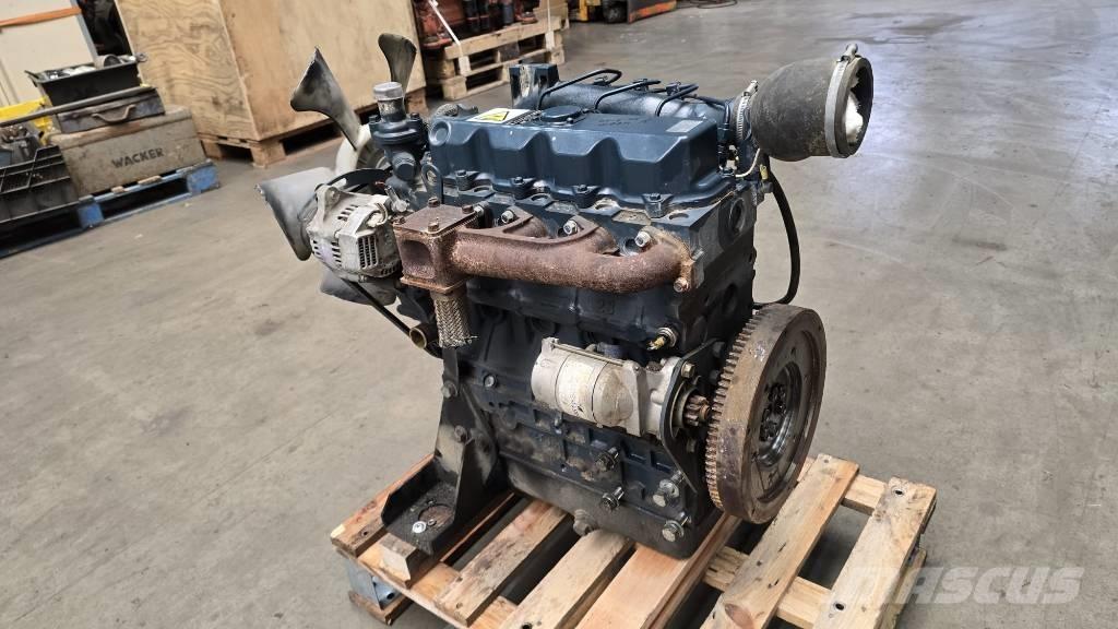 Kubota V 2203 Engines
