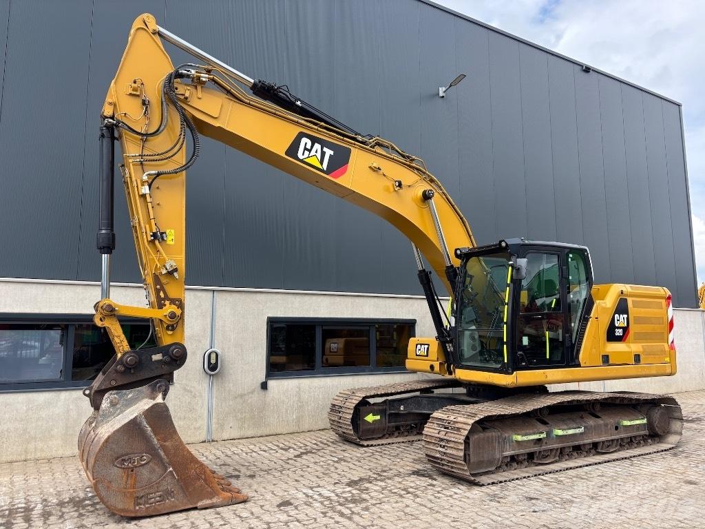 CAT 320 Crawler excavators