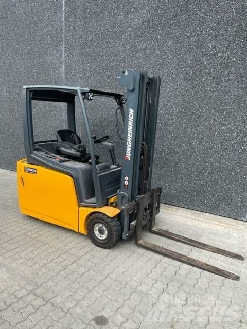 Jungheinrich EFG 218 Electric forklift trucks