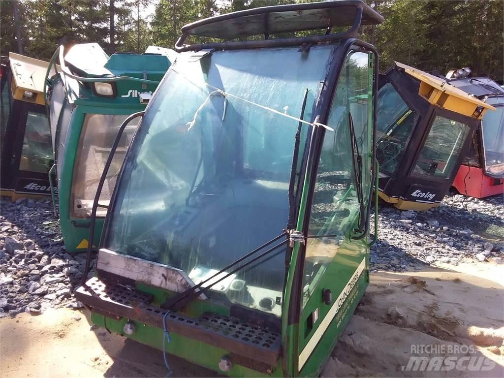 John Deere 1470d Cabins and interior