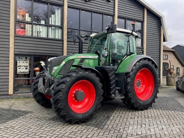 Fendt 724 Tractors