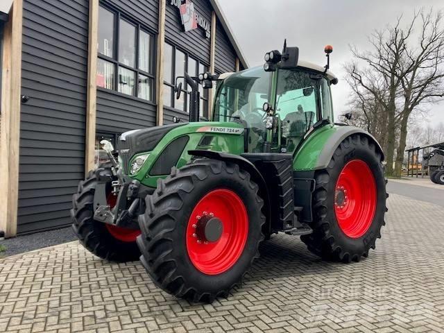 Fendt 724 Tractors