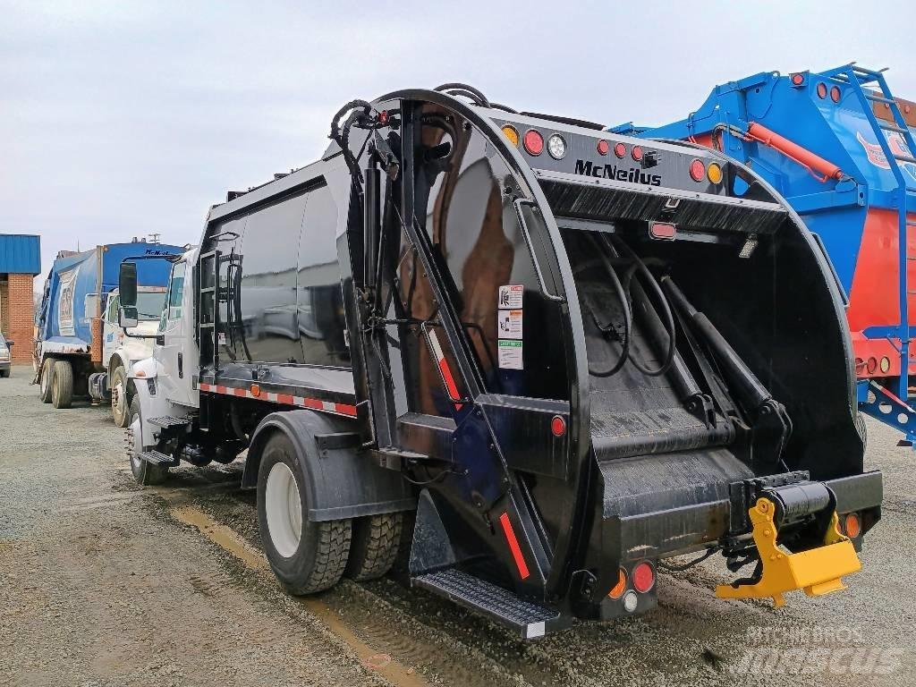 International 4600 Waste trucks
