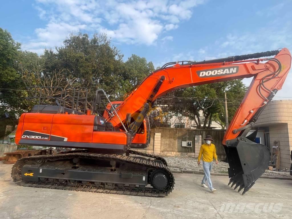 Doosan DX 300LCA Crawler excavators