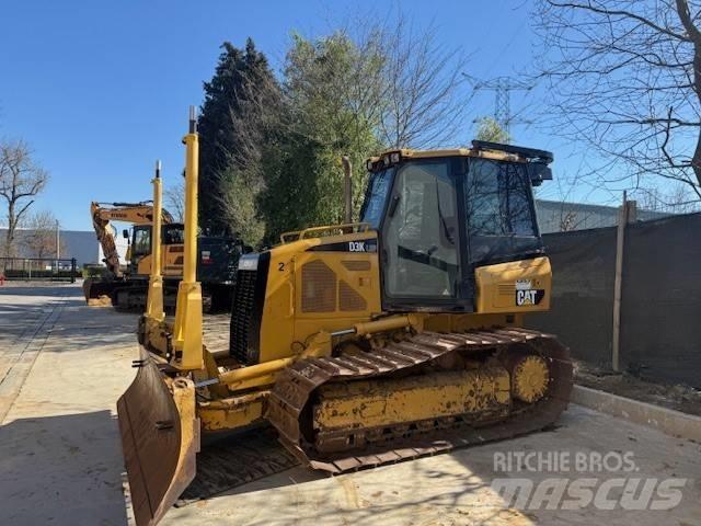 CAT D 3 K LGP Crawler dozers