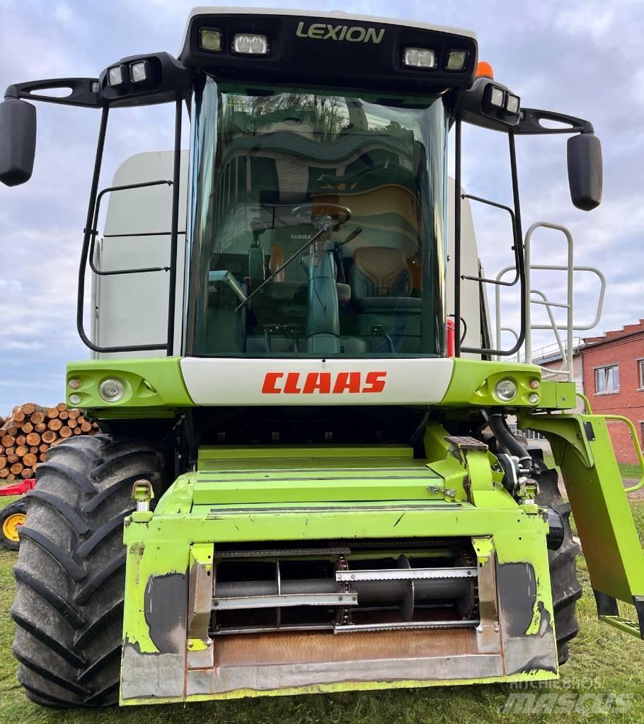 CLAAS Lexion 570 Combine harvesters