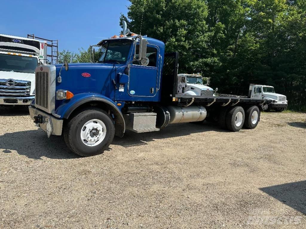 Peterbilt 365 Chassis Cab trucks
