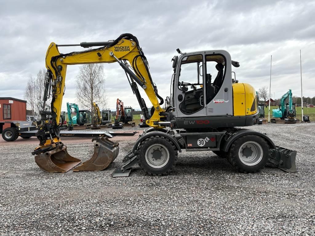 Wacker Neuson EW100 Wheeled excavators