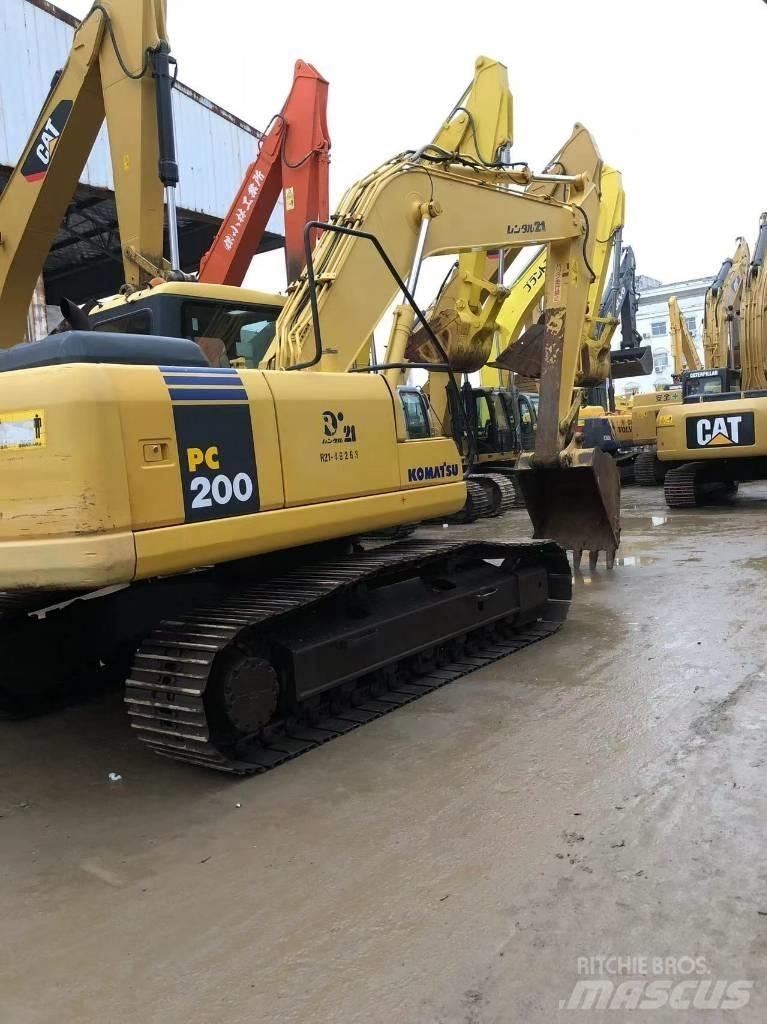 Komatsu 200-7 Crawler excavators