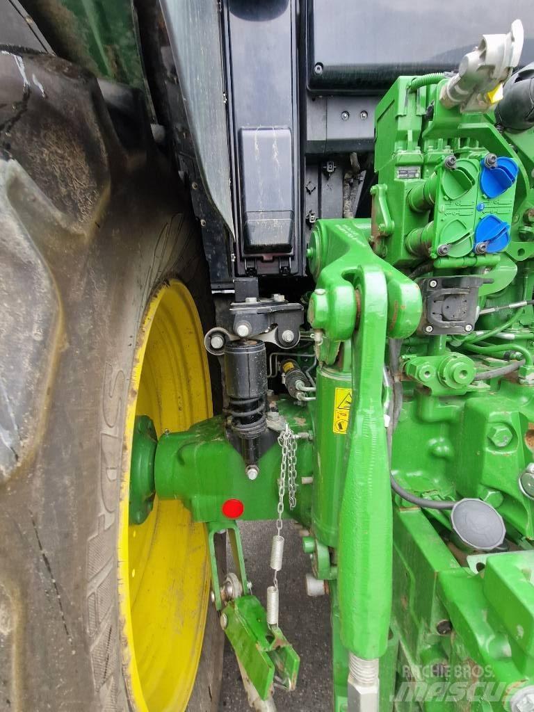 John Deere 6195 M Tractors