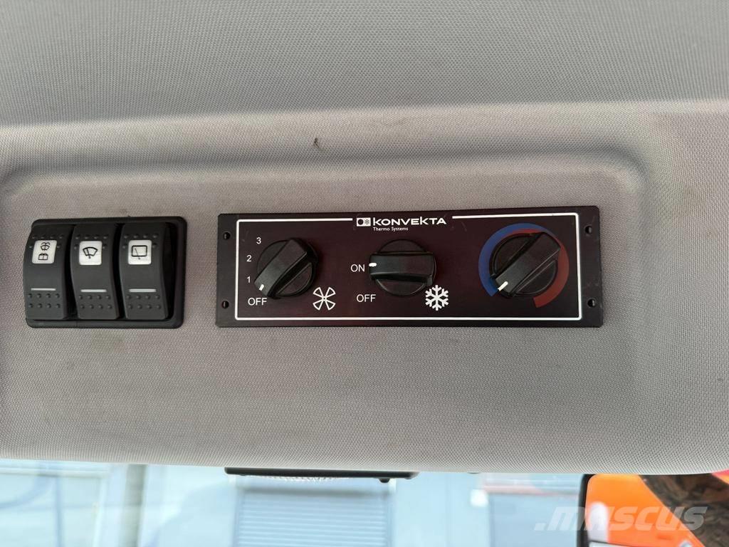 Hamm DV +90 VV-S Twin drum rollers