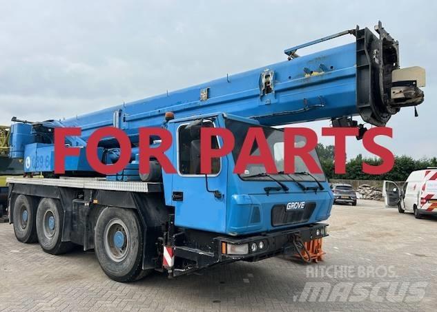 Grove GMK 3055 All terrain cranes