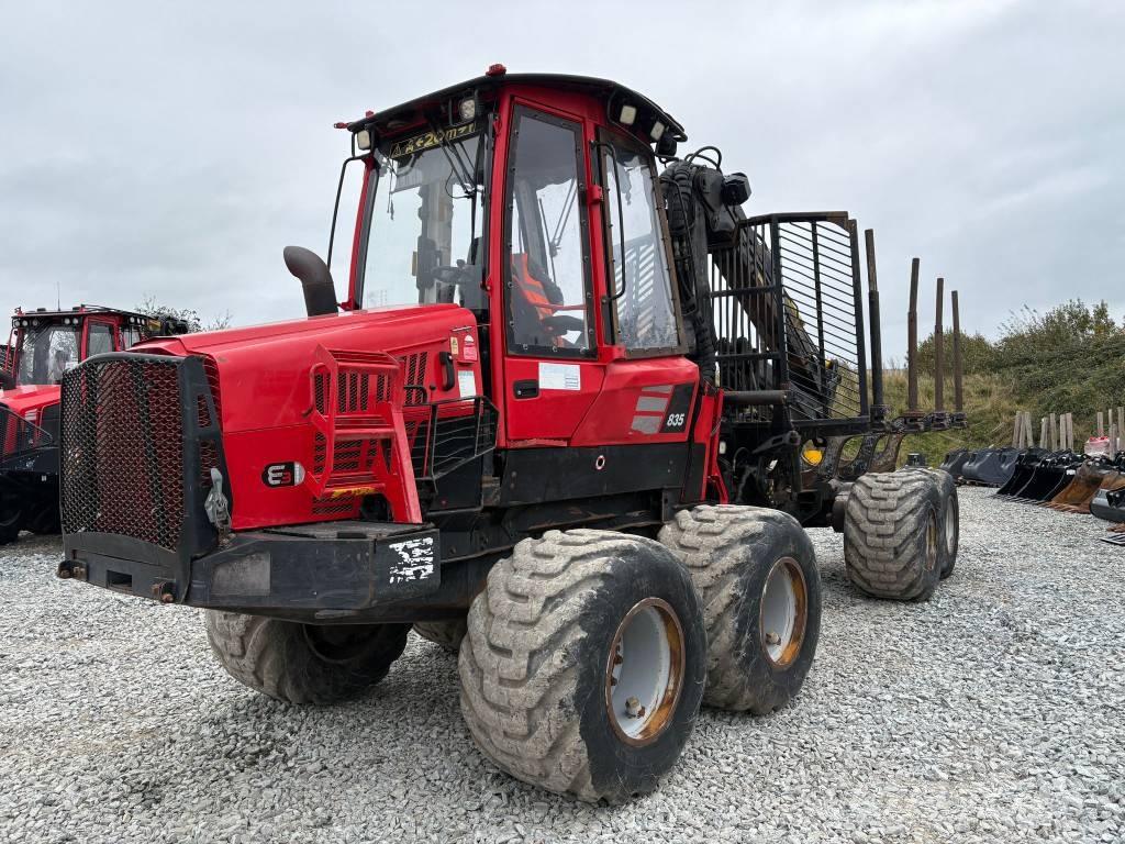 Komatsu 835 Forwarders