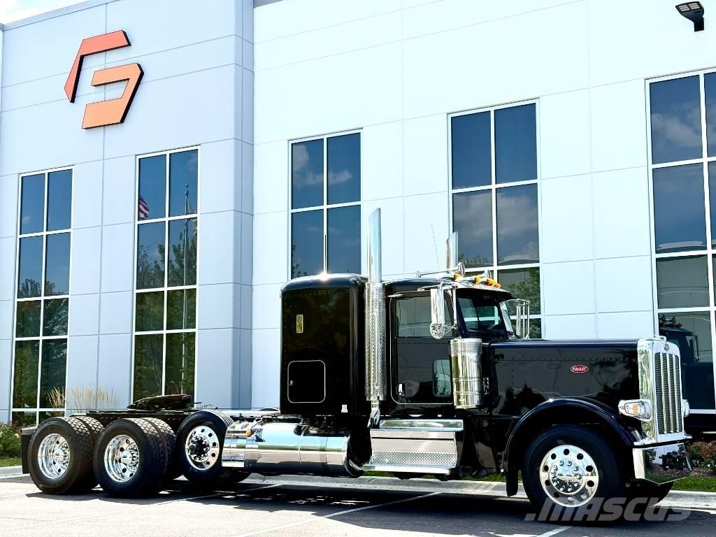Peterbilt 389 Prime Movers