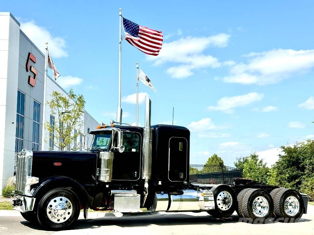 Peterbilt 389 Prime Movers